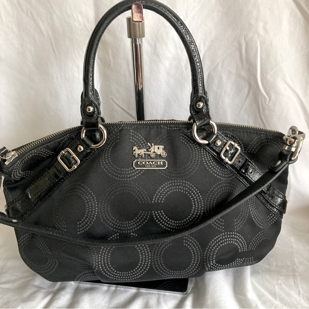 Coach cc signature bag pre owned